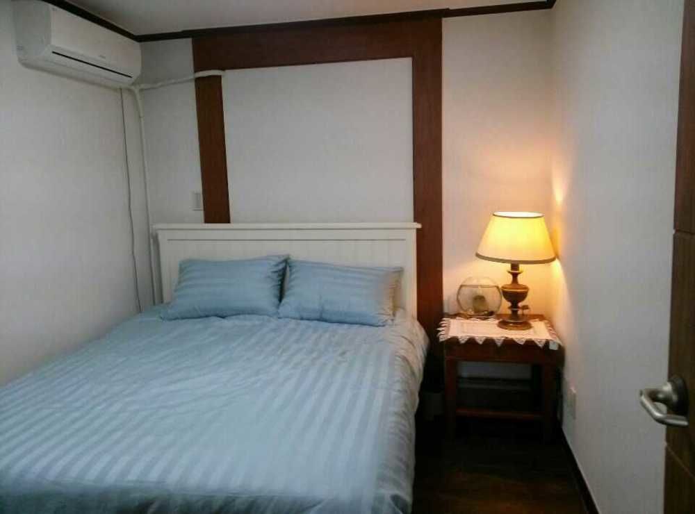 סיאול K Star Road Guesthouse - Hostel מראה חיצוני תמונה